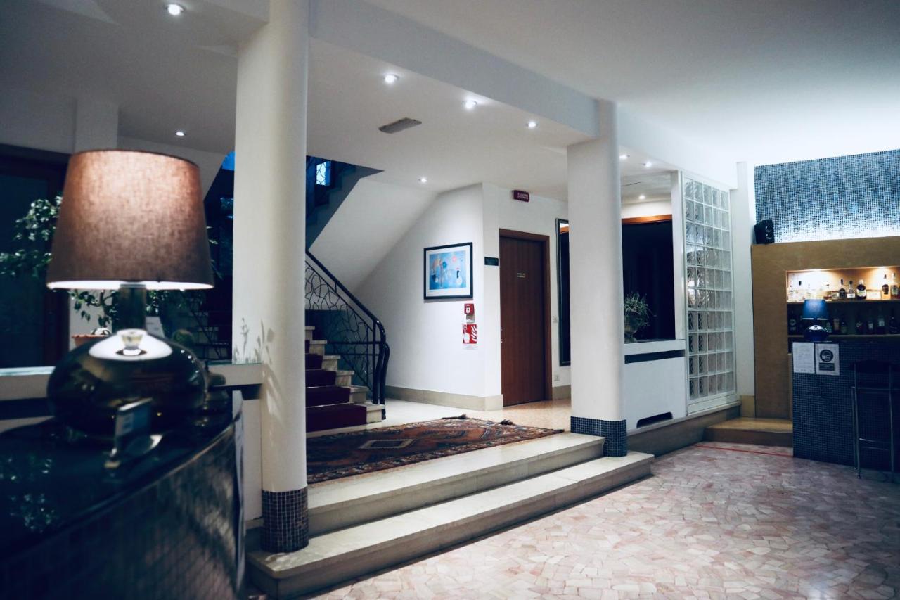 Hotel All'Oasi Paese Kültér fotó