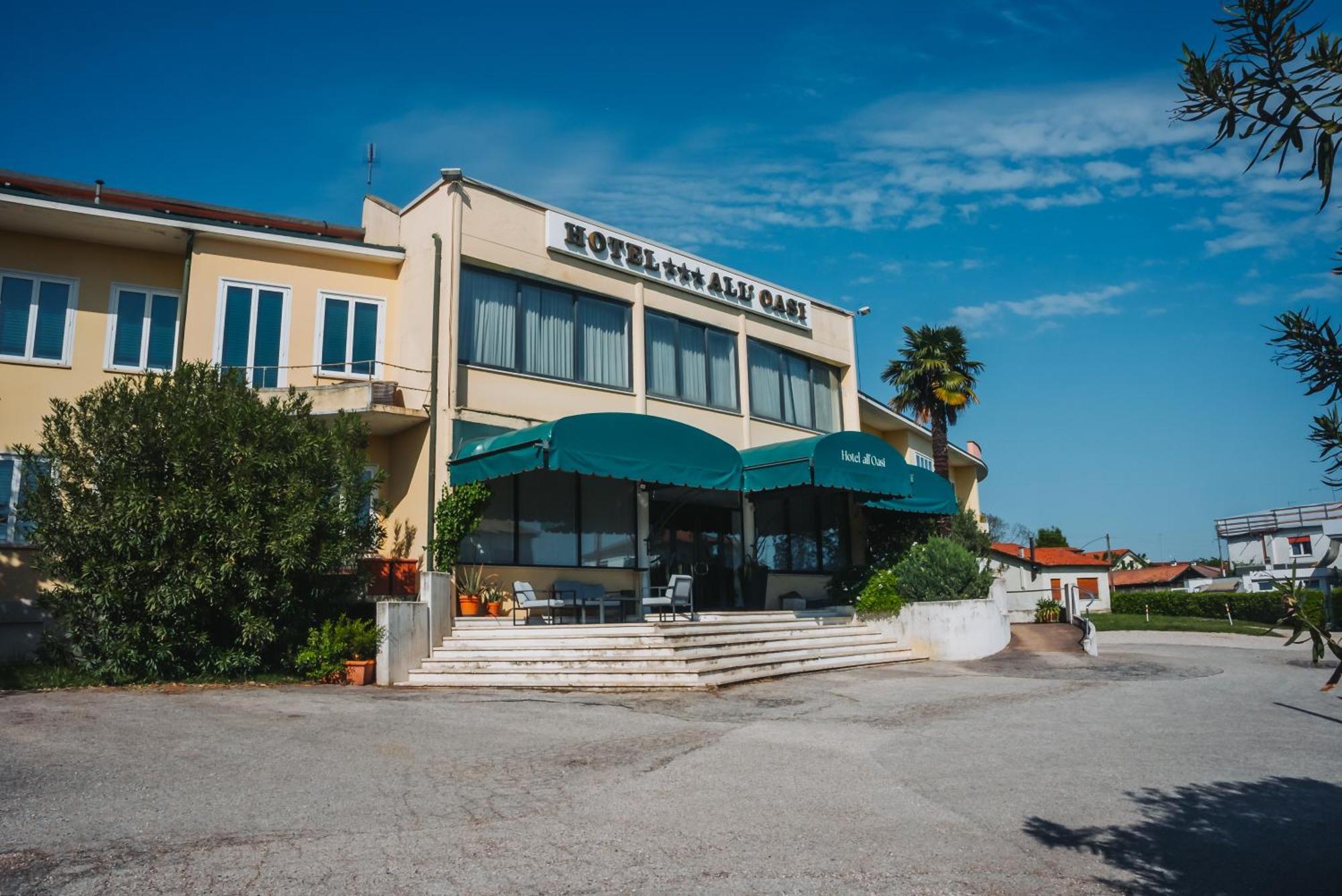 Hotel All'Oasi Paese Kültér fotó