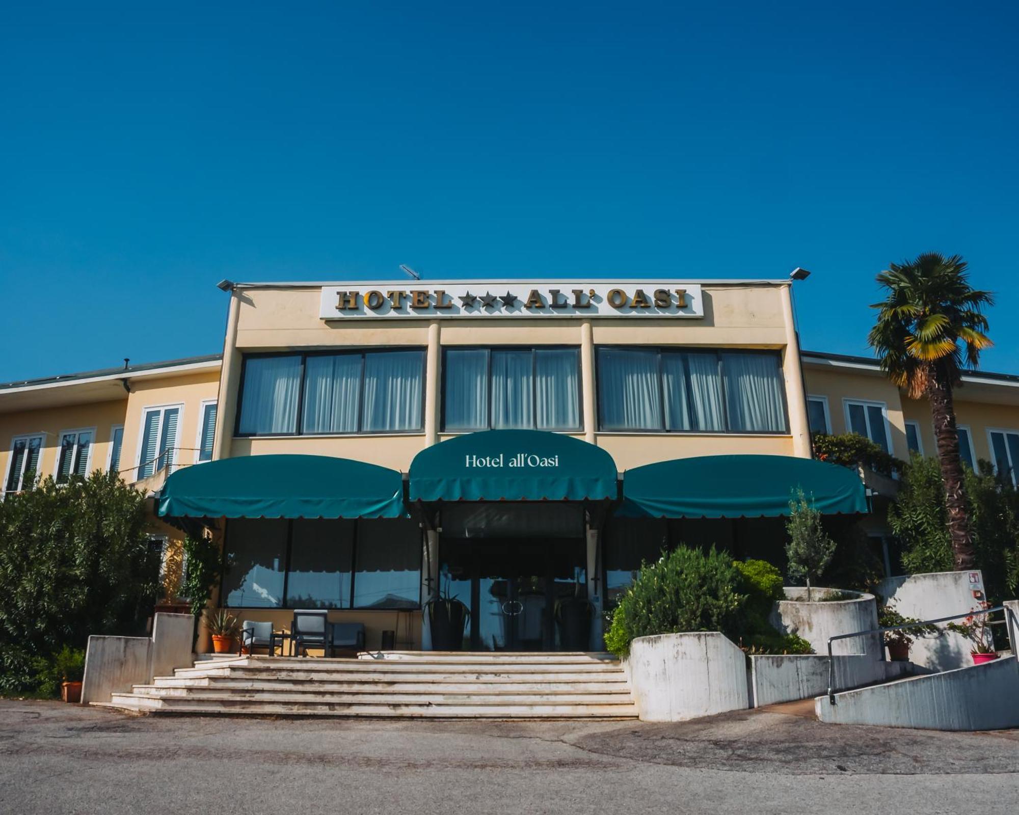 Hotel All'Oasi Paese Kültér fotó